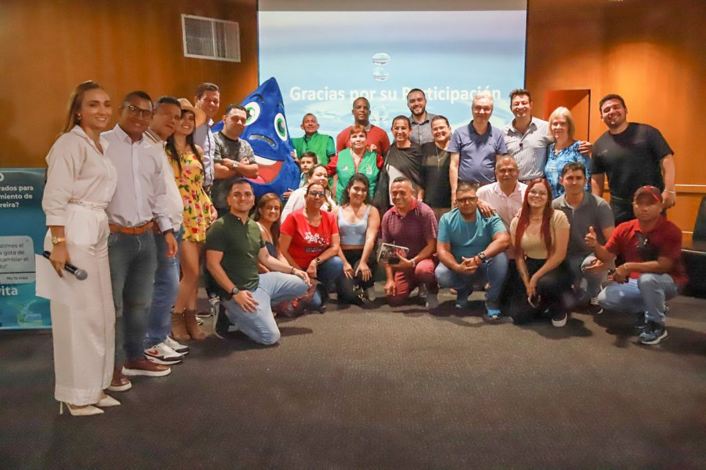 El director de la CARDER participó del Foro ¿Estamos preparados para un desabastecimiento de agua en Pereira?